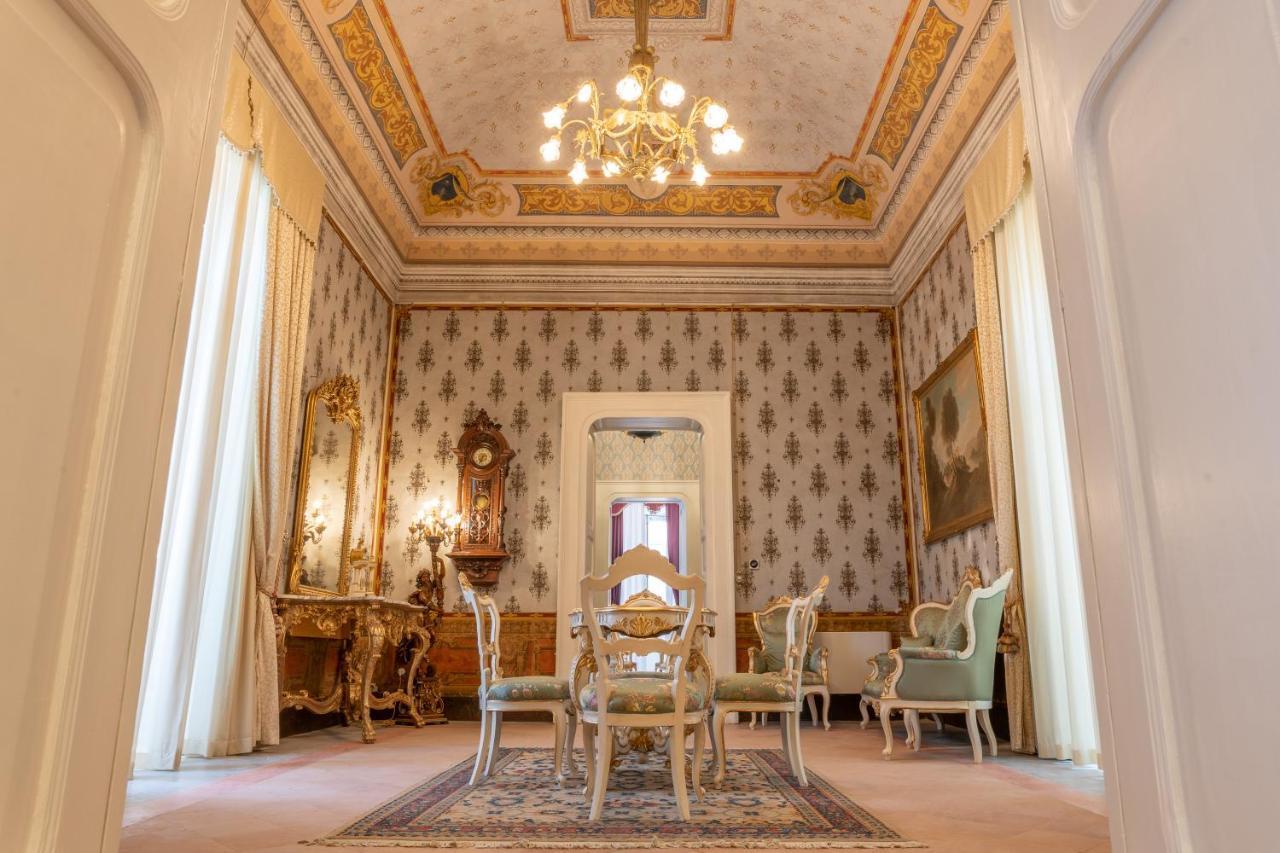 Готель Il Cavaliere Al Borgo Antico Копертіно Екстер'єр фото