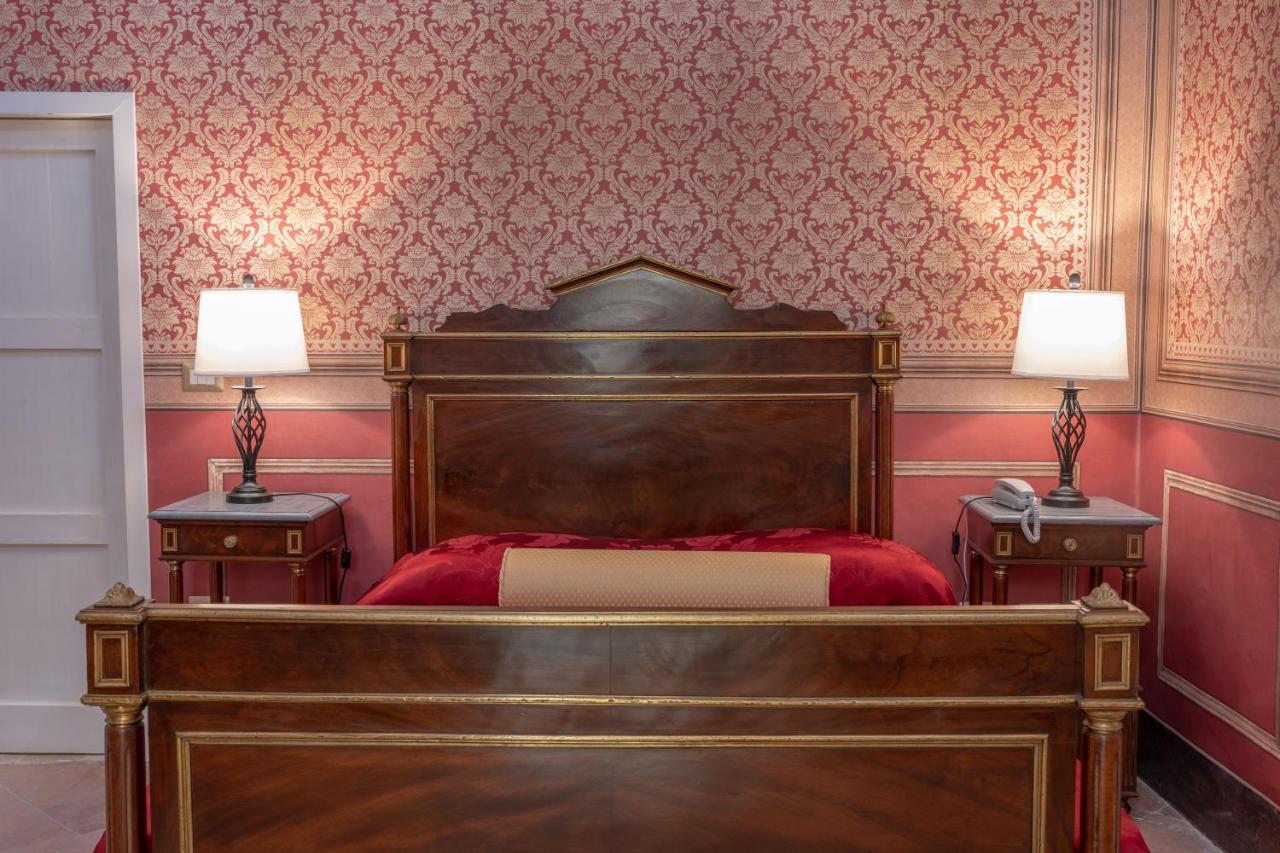 Готель Il Cavaliere Al Borgo Antico Копертіно Екстер'єр фото