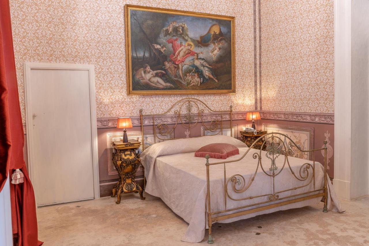 Готель Il Cavaliere Al Borgo Antico Копертіно Екстер'єр фото