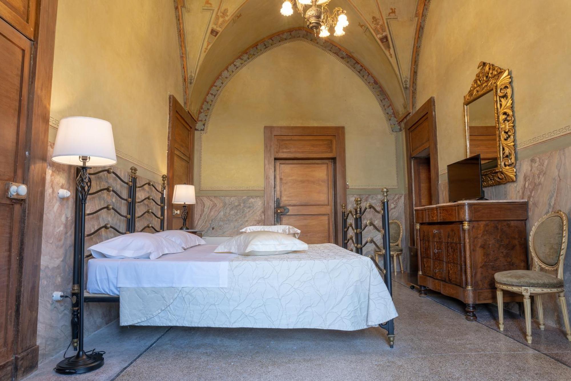 Готель Il Cavaliere Al Borgo Antico Копертіно Екстер'єр фото