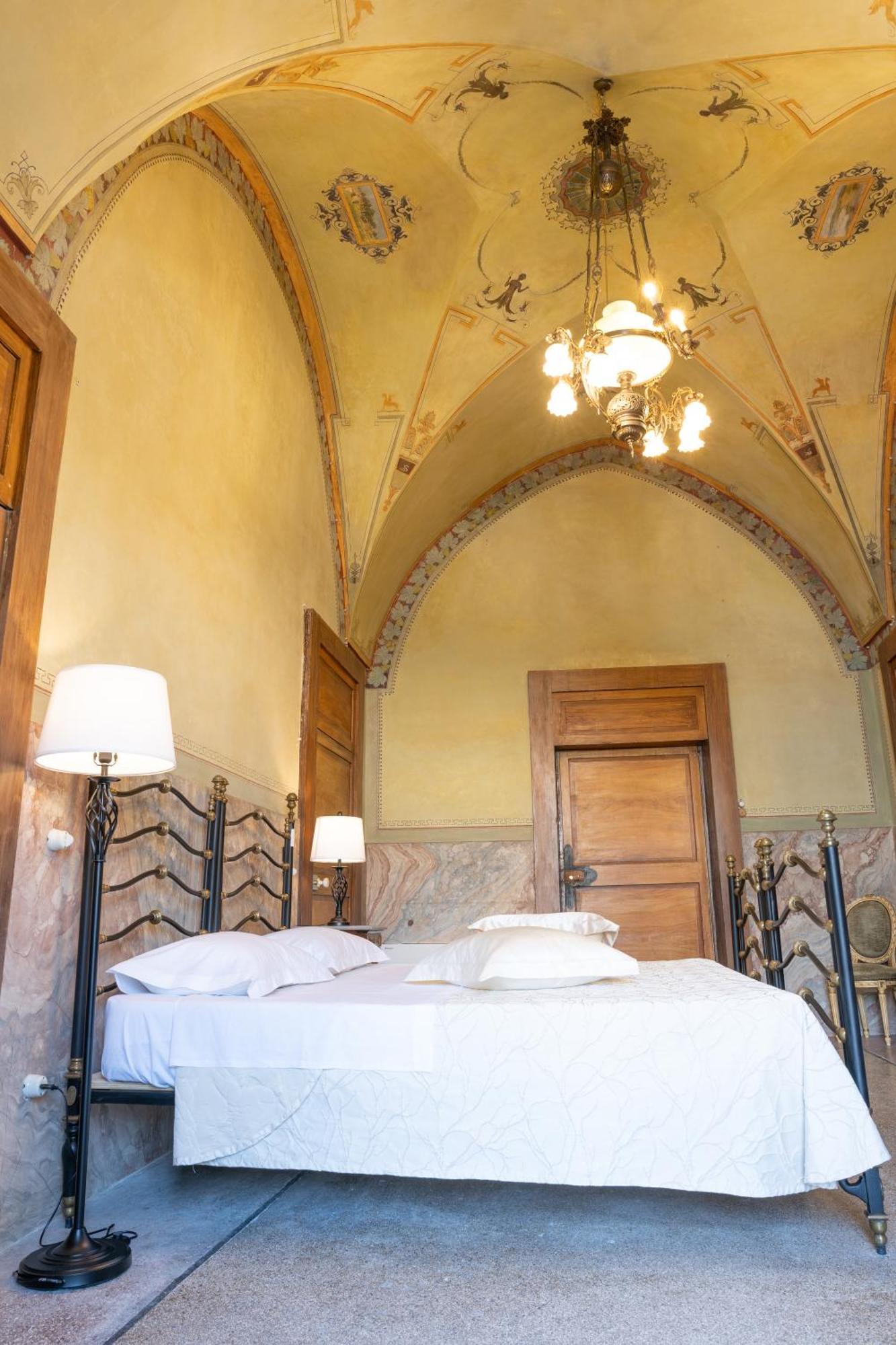 Готель Il Cavaliere Al Borgo Antico Копертіно Екстер'єр фото
